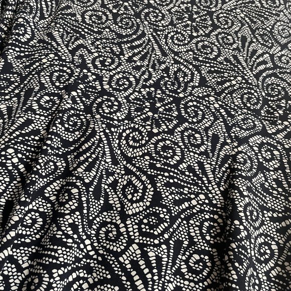 NWT Connected Apparel Faux Wrap Knee Length Dress-Size 6 - Picture 4 of 7